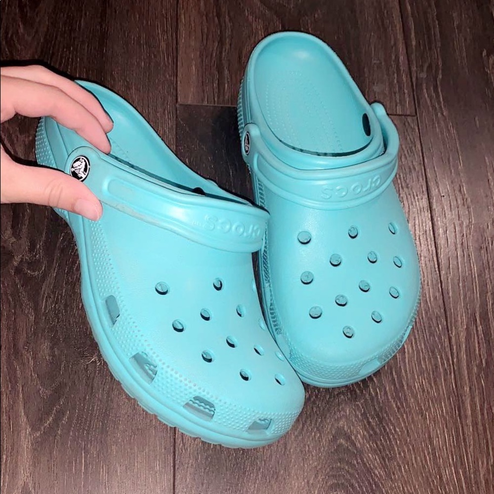 CROC shoes for sale bright blue color size 8.5